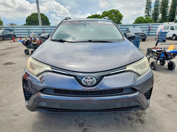 2018 TOYOTA RAV4 LE
