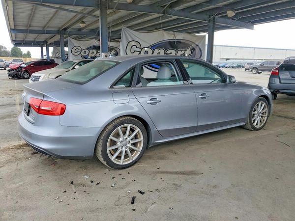 2015 AUDI A4 quattro Premium Plus