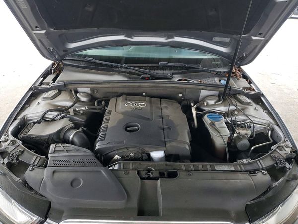 2015 AUDI A4 quattro Premium Plus