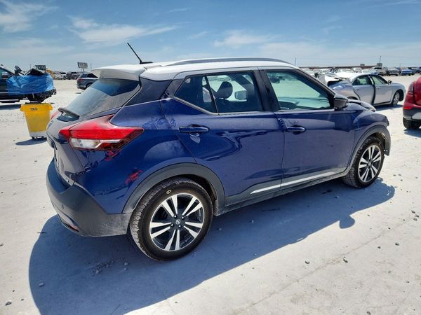 2018 NISSAN KICKS