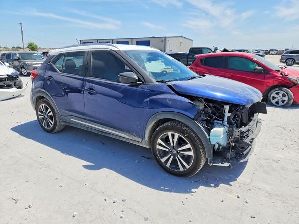 2018 NISSAN KICKS