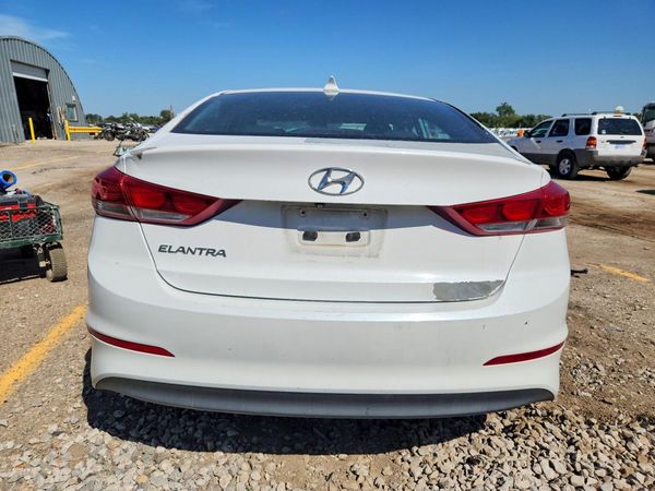 2018 HYUNDAI ELANTRA