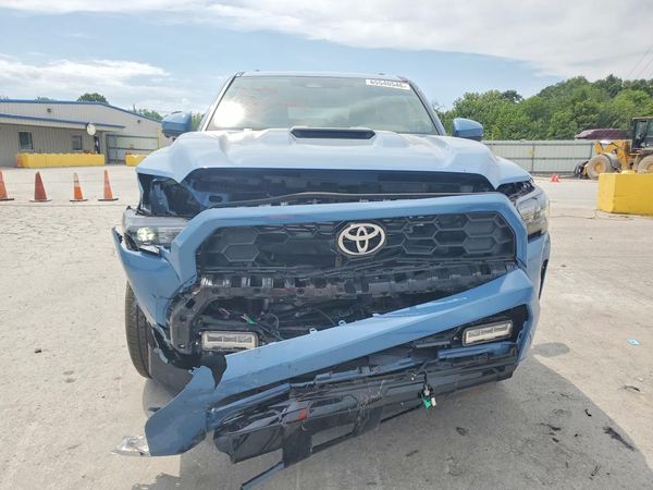 2026 TOYOTA 4RUNNER