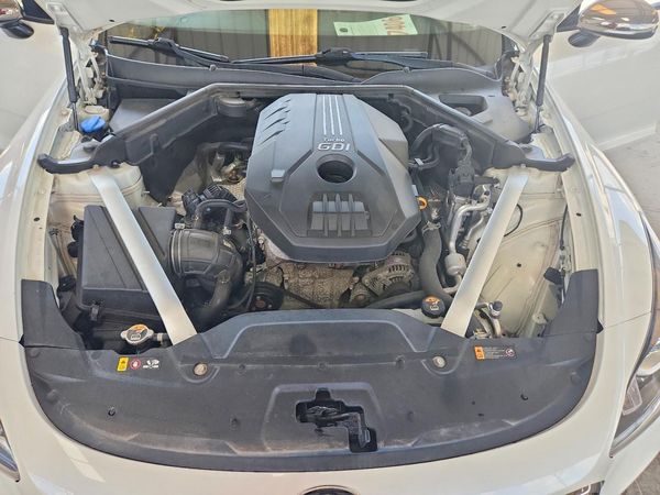2021 KIA STINGER Base
