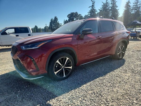 2021 TOYOTA HIGHLANDER XSE Nav & JBL
