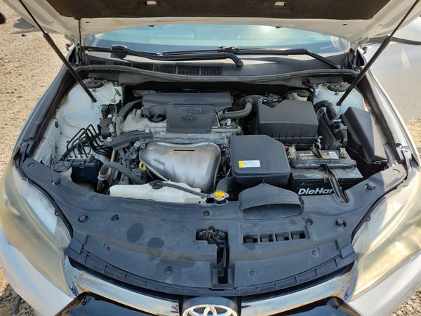 2015 TOYOTA CAMRY