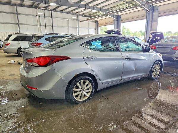 2014 HYUNDAI ELANTRA GLS (Middle)