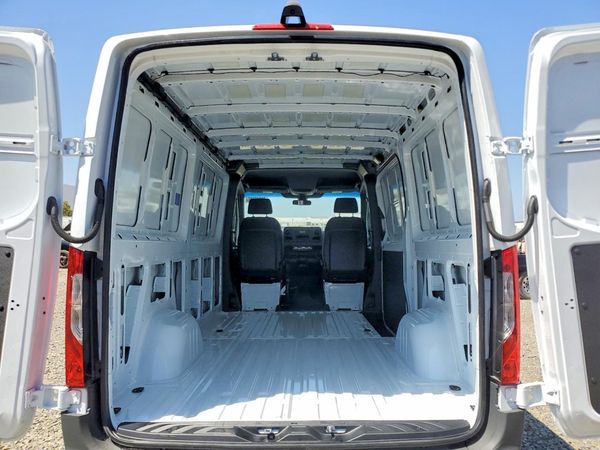 2026 MERCEDES-BENZ SPRINTER