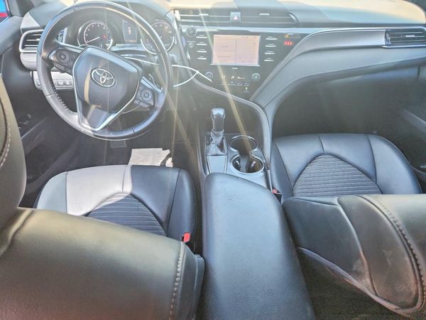 2020 TOYOTA CAMRY SE