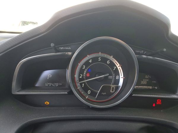 2015 MAZDA 3 Touring/GS