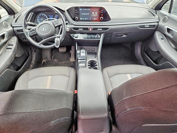 2021 HYUNDAI SONATA SE