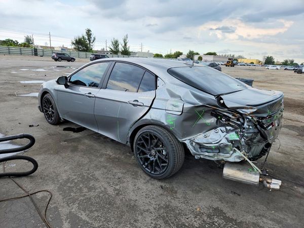 2026 TOYOTA CAMRY