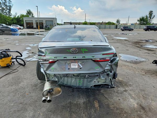 2026 TOYOTA CAMRY