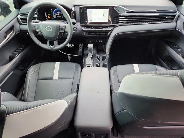 2026 TOYOTA CAMRY