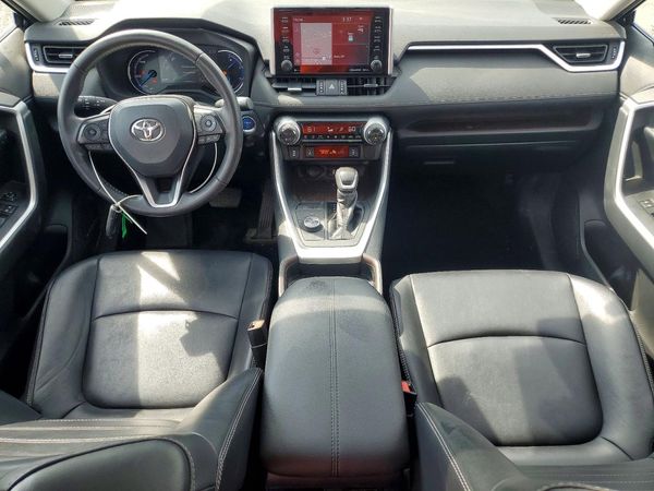 2019 TOYOTA RAV4