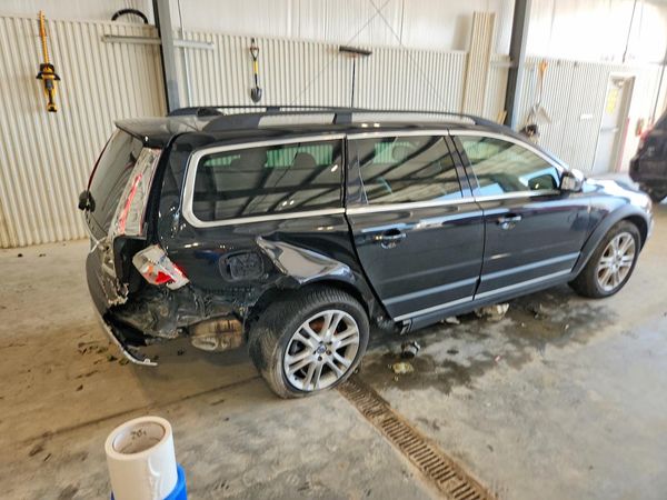 2016 VOLVO XC70 SV33 Premier
