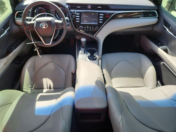 2018 TOYOTA CAMRY