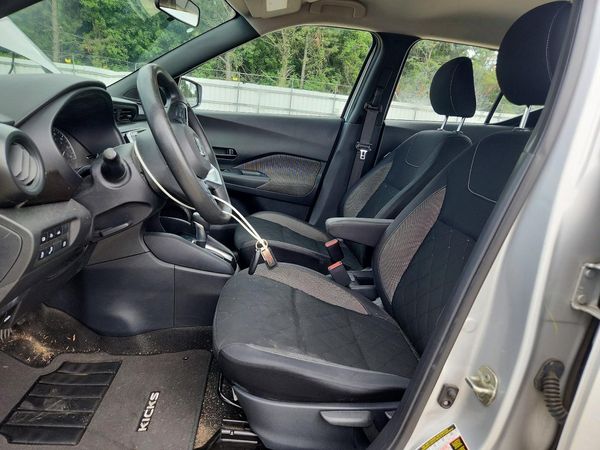 2020 NISSAN KICKS