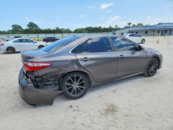 2015 TOYOTA CAMRY