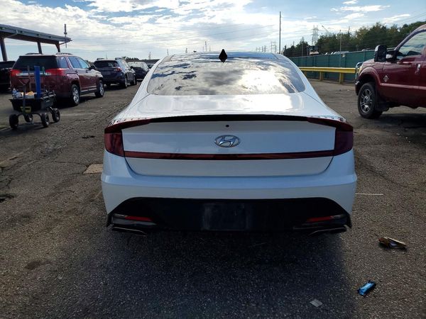 2022 HYUNDAI SONATA