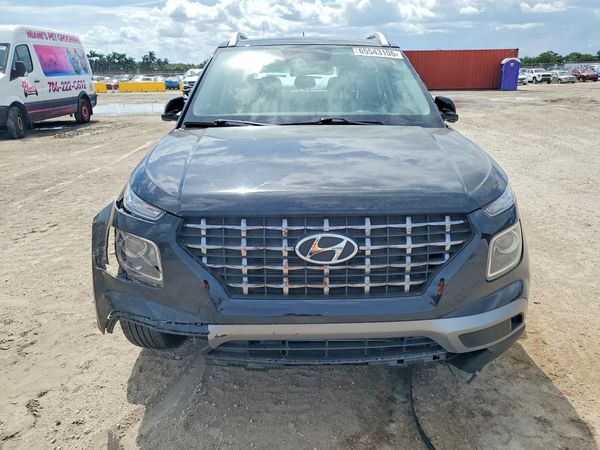 2023 HYUNDAI VENUE SEL, Limited