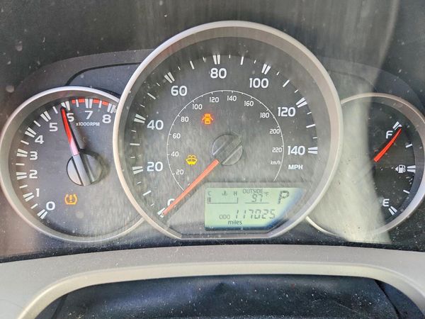 2016 TOYOTA RAV4 LE (X Grade)