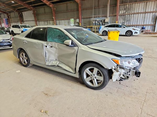 2012 TOYOTA CAMRY