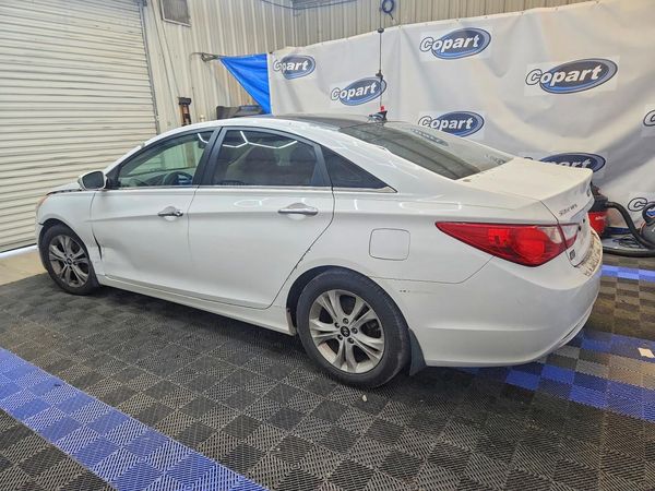 2013 HYUNDAI SONATA