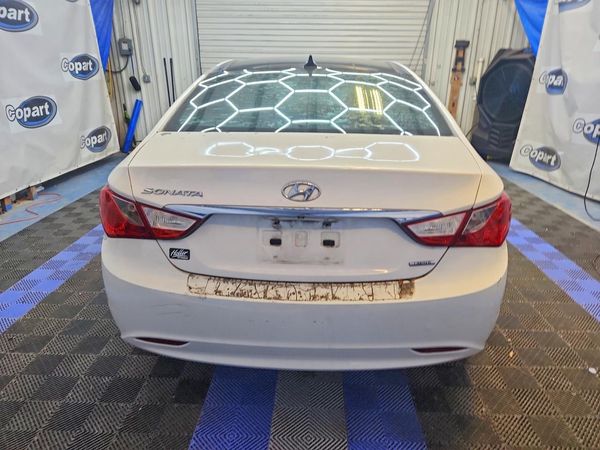 2013 HYUNDAI SONATA