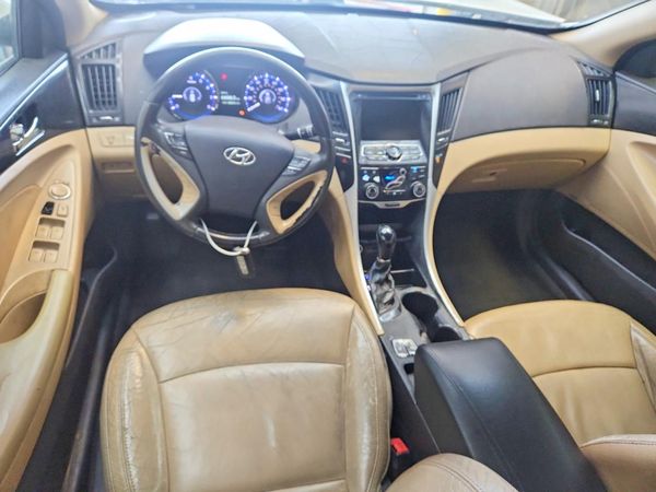 2013 HYUNDAI SONATA