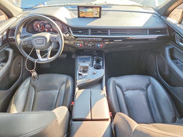 2017 AUDI Q7 quattro Premium Plus