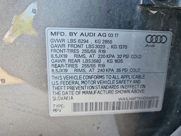 2017 AUDI Q7 quattro Premium Plus