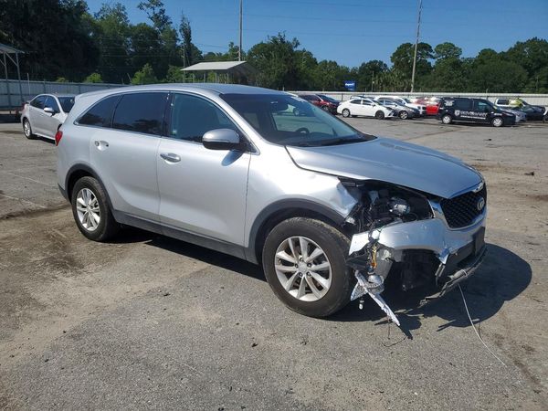 2018 KIA SORENTO L, LX