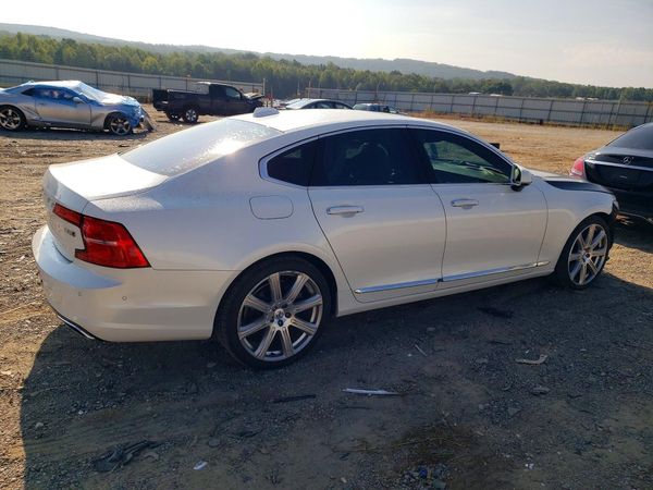 2017 VOLVO S90 Inscription