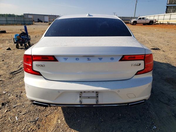 2017 VOLVO S90 Inscription