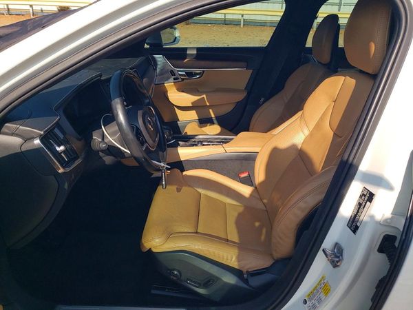 2017 VOLVO S90 Inscription