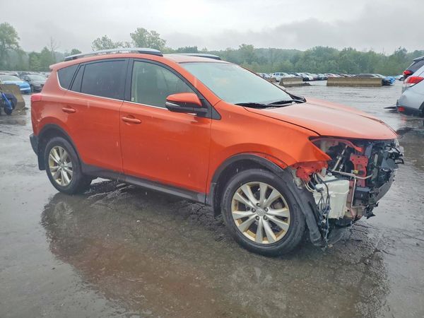 2015 TOYOTA RAV4