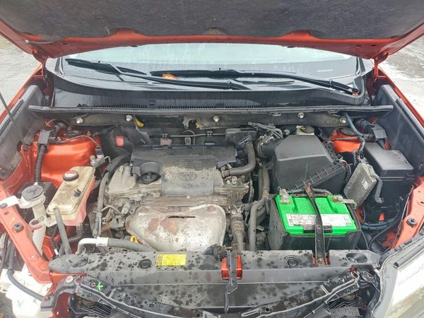 2015 TOYOTA RAV4