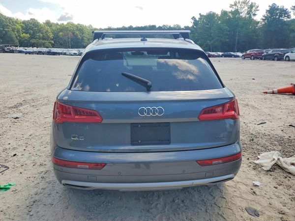 2019 AUDI Q5 quattro Premium Plus — DIRR
