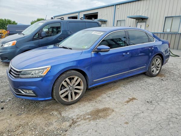 2017 VOLKSWAGEN PASSAT SEL Premium