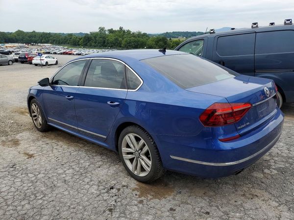 2017 VOLKSWAGEN PASSAT SEL Premium