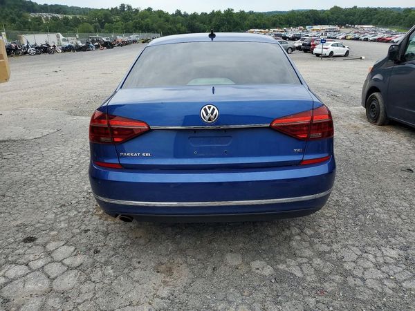 2017 VOLKSWAGEN PASSAT SEL Premium