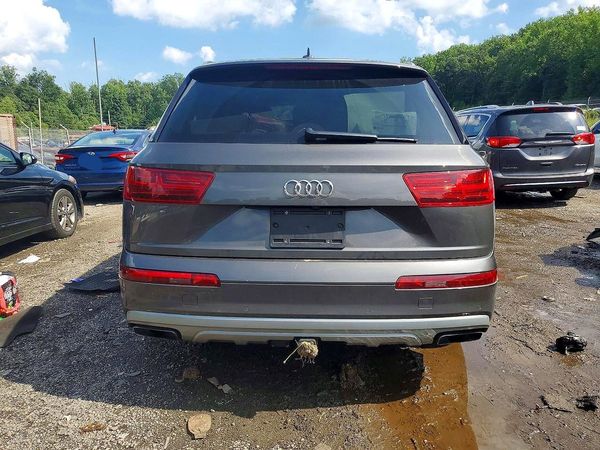 2019 AUDI Q7