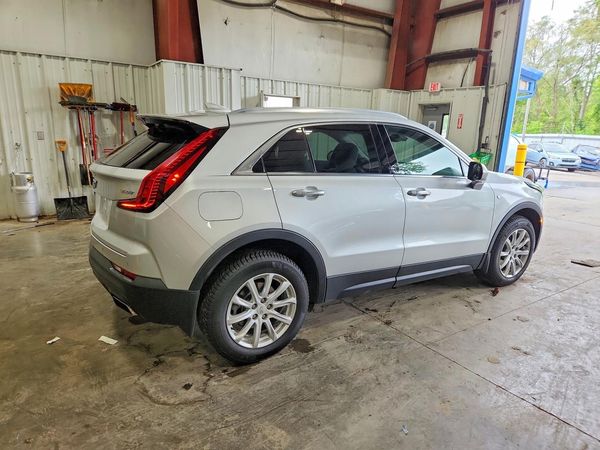 2022 CADILLAC XT4 Luxury