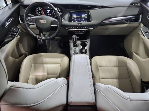 2022 CADILLAC XT4 Luxury