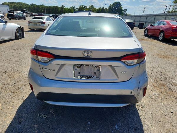2021 TOYOTA COROLLA