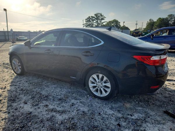 2013 LEXUS ES 300h