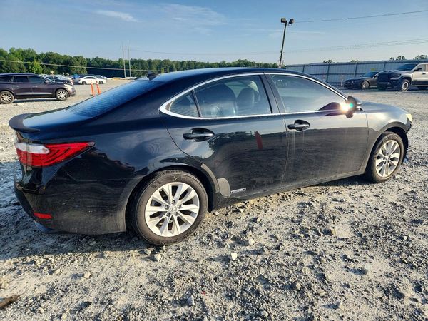 2013 LEXUS ES 300h