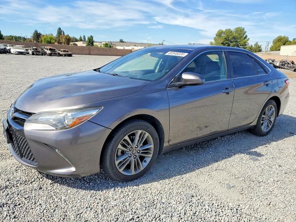 2017 TOYOTA CAMRY