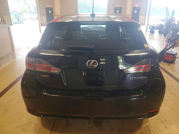 2013 LEXUS CT 200h